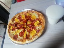 People Pizzas