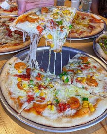 Pizzería Lukas - Campo Valdés