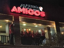Pizzeria mas que amigos