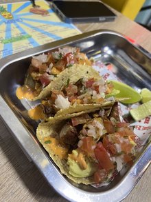 PLEBE taquería