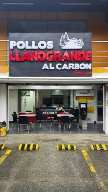 Pollos Llanogrande Al Carbón Medellin