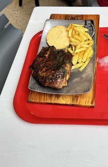 Q' Asados Premium Plaza