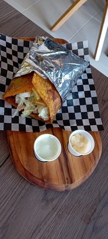 Q' cabron burrito de patacon