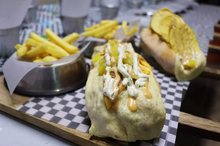 Restaurante Burger fest Medellín.