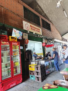 Restaurante Delicias y Ricuras, Pasillo Bloque 2 Local 3