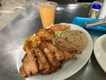 Restaurante La Sazon De Mi Tierra