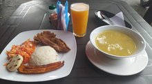 Restaurante Mamá Lechona