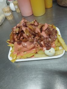 Salchipapas Super Mandingas