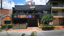 Urban Art + Pizza