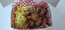 WINGS Y PIZZA